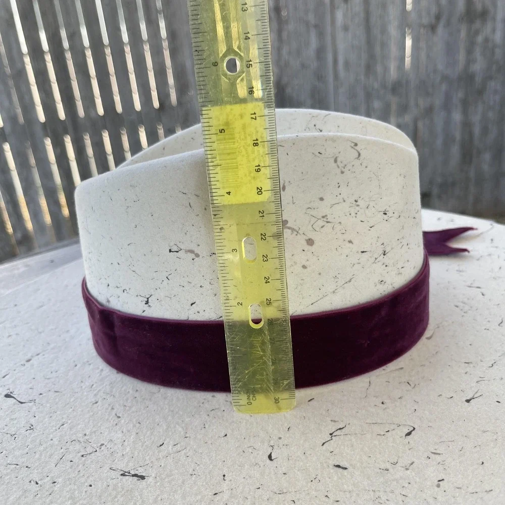 Rockin C Jaelyn Hat Women White Maroon Medium Velvet Band Cowgirl Fitted Western